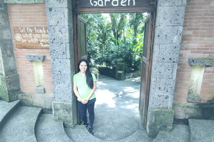 13 escort profiles in San Benito, Philippines. Browse companions, services, rates and book online. Incall and outcall available.