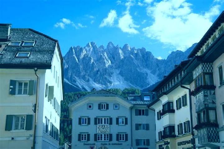 13 escort profiles in San Candido, Italy. Browse companions, services, rates and book online. Incall and outcall available.