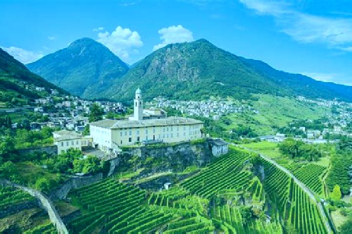 13 escort profiles in Sondalo, Italy. Browse companions, services, rates and book online. Incall and outcall available.