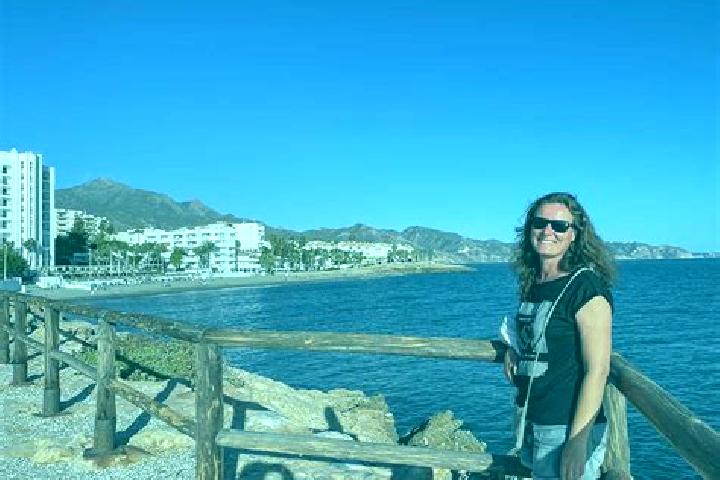 13 escort profiles in Torrecilla del Monte, Spain. Browse companions, services, rates and book online. Incall and outcall available.