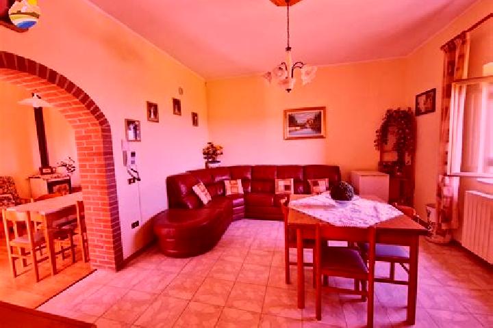 13 escort profiles in Villa Vomano, Italy. Browse companions, services, rates and book online. Incall and outcall available.