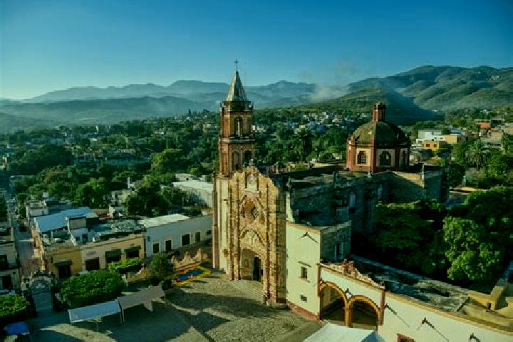 14 escort profiles in Amealco de Bonfil, Mexico. Browse companions, services, rates and book online. Incall and outcall available.