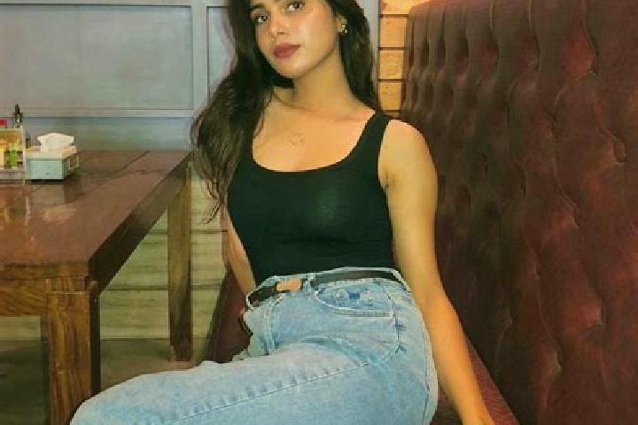 14 escort profiles in Chettinayakkanpatti, India. Browse companions, services, rates and book online. Incall and outcall available.