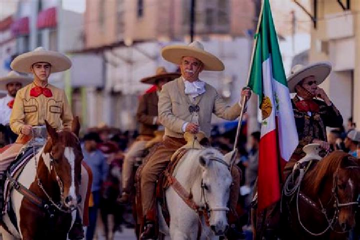 14 escort profiles in Colonia Veinte de Noviembre (El Veinte), Mexico. Browse companions, services, rates and book online. Incall and outcall available.
