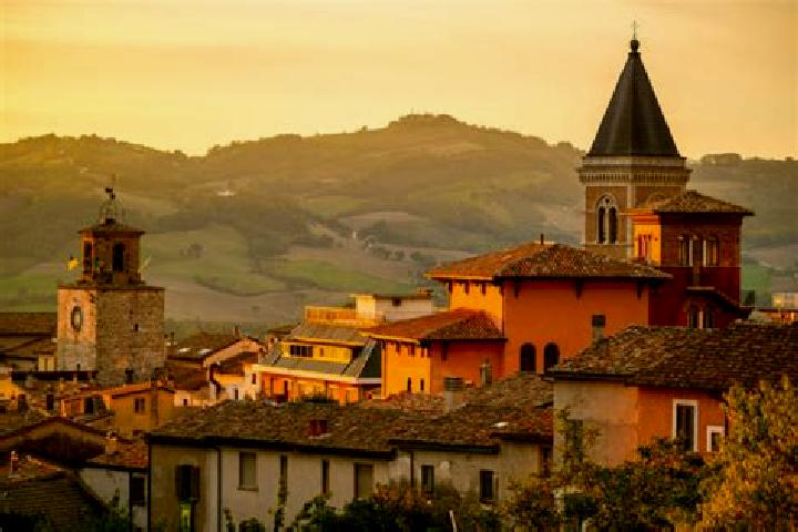 14 escort profiles in Gualdo Tadino, Italy. Browse companions, services, rates and book online. Incall and outcall available.