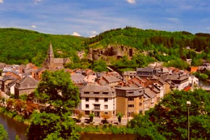 14 escort profiles in La Roche-en-Ardenne, Belgium. Browse companions, services, rates and book online. Incall and outcall available.
