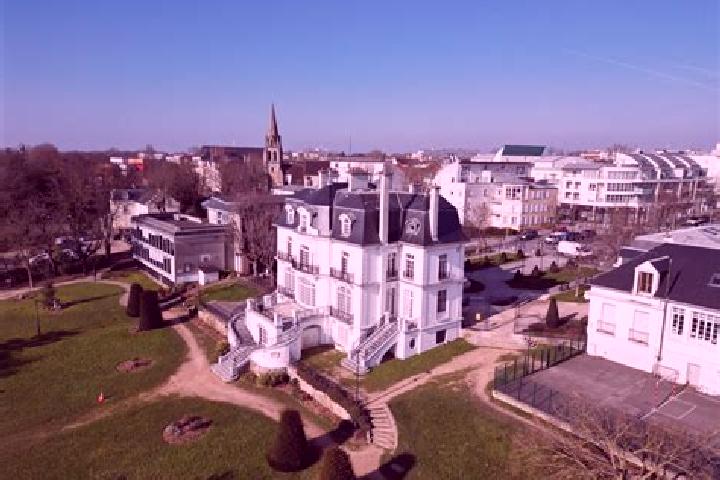 14 escort profiles in Leuville-sur-Orge, France. Browse companions, services, rates and book online. Incall and outcall available.