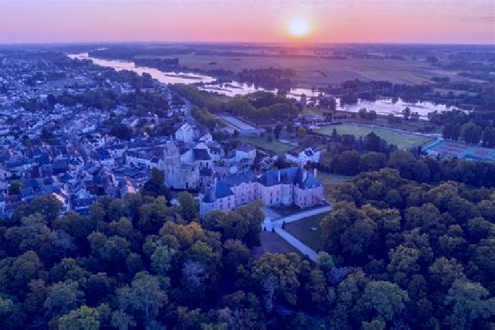 14 escort profiles in Meung-sur-Loire, France. Browse companions, services, rates and book online. Incall and outcall available.
