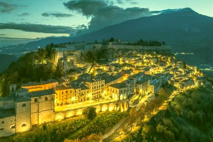 14 escort profiles in Motteggiana, Italy. Browse companions, services, rates and book online. Incall and outcall available.