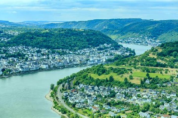 14 escort profiles in Oberlauch, Germany. Browse companions, services, rates and book online. Incall and outcall available.