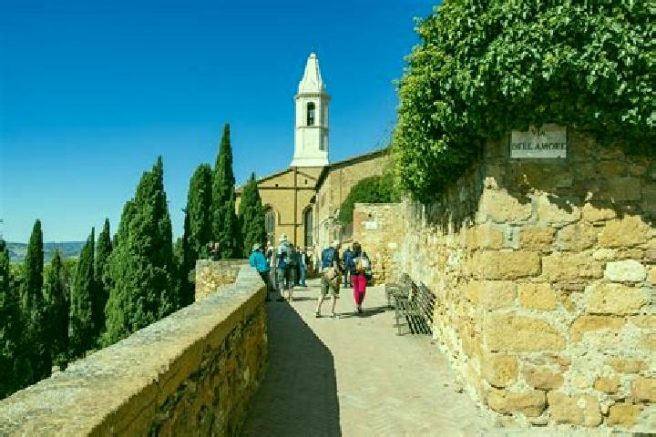 14 escort profiles in Pienza, Italy. Browse companions, services, rates and book online. Incall and outcall available.