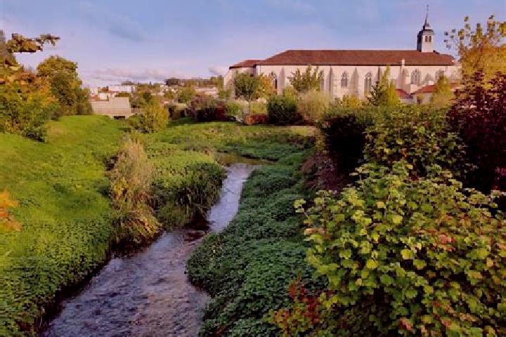 14 escort profiles in Rosieres-aux-Salines, France. Browse companions, services, rates and book online. Incall and outcall available.