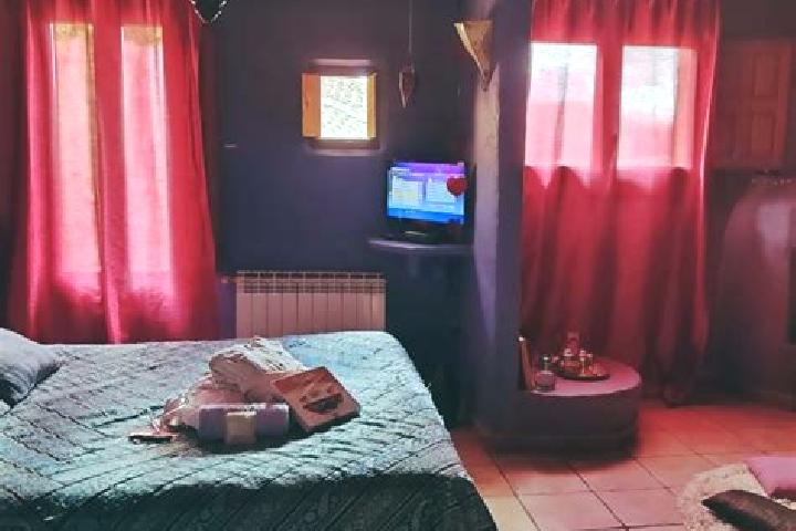 15 escort profiles in Adrada de Piron, Spain. Browse companions, services, rates and book online. Incall and outcall available.