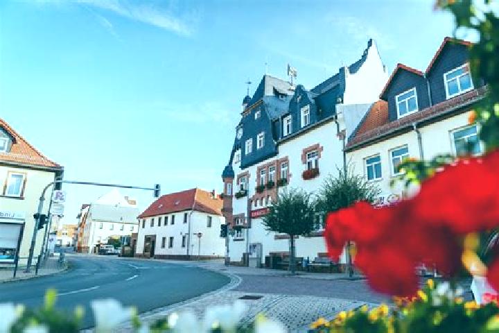 15 escort profiles in Bad Klosterlausnitz, Germany. Browse companions, services, rates and book online. Incall and outcall available.