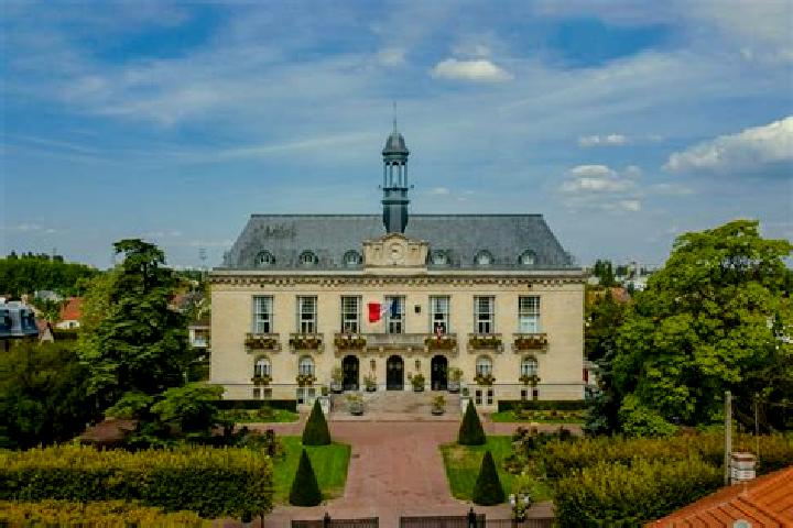 15 escort profiles in Bonneuil-sur-Marne, France. Browse companions, services, rates and book online. Incall and outcall available.
