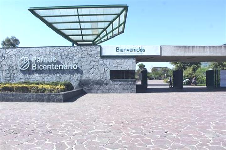 15 escort profiles in El Centenario, Mexico. Browse companions, services, rates and book online. Incall and outcall available.
