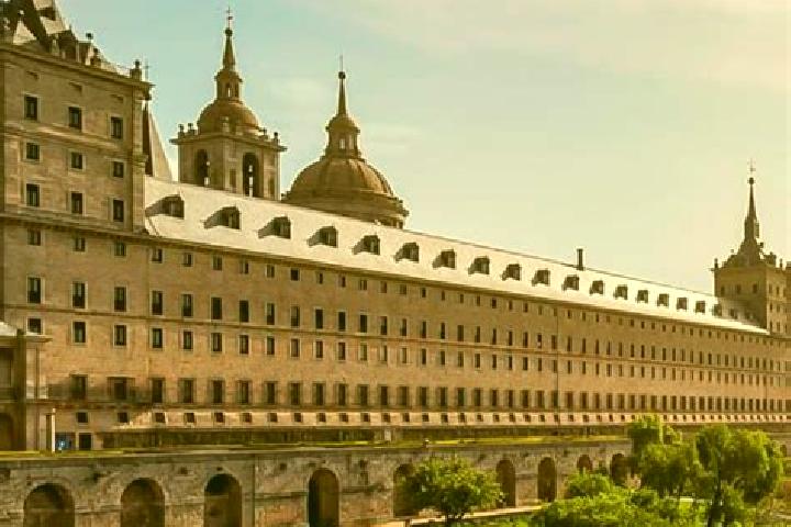 15 escort profiles in El Escorial, Spain. Browse companions, services, rates and book online. Incall and outcall available.