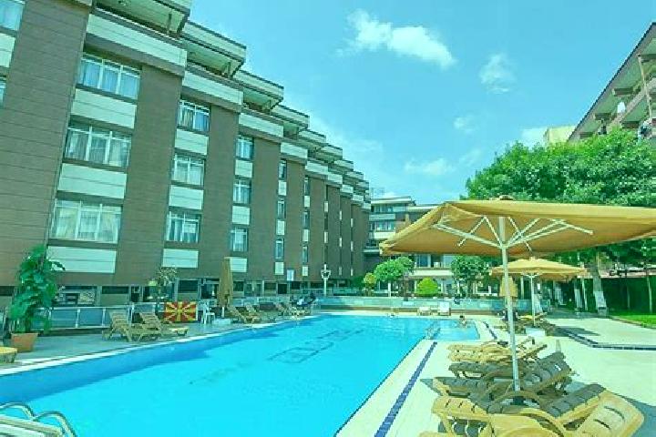 15 escort profiles in Kumburgaz, Turkey. Browse companions, services, rates and book online. Incall and outcall available.