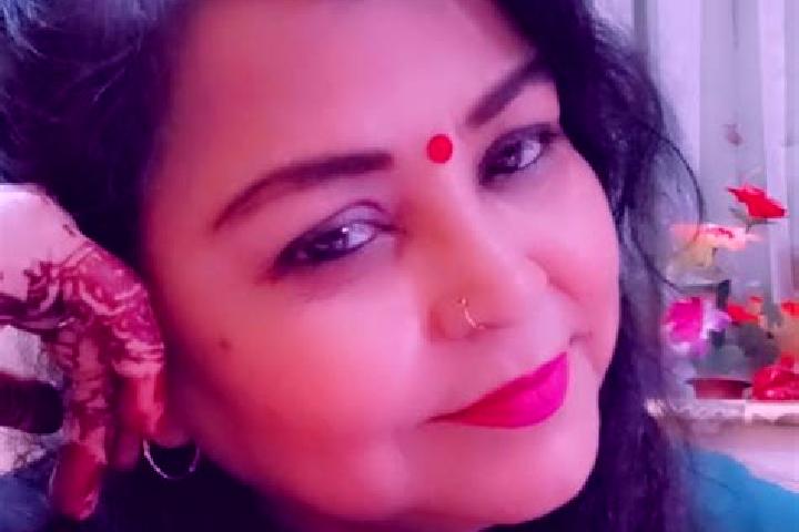 15 escort profiles in Madhoganj, India. Browse companions, services, rates and book online. Incall and outcall available.