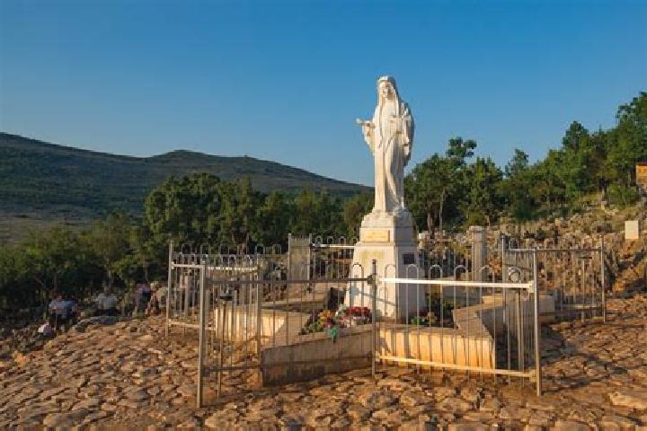 15 escort profiles in Megugorje, Bosnia and Herzegovina. Browse companions, services, rates and book online. Incall and outcall available.