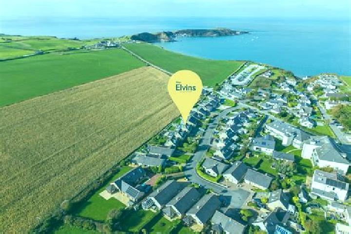15 escort profiles in Nefyn, United Kingdom. Browse companions, services, rates and book online. Incall and outcall available.