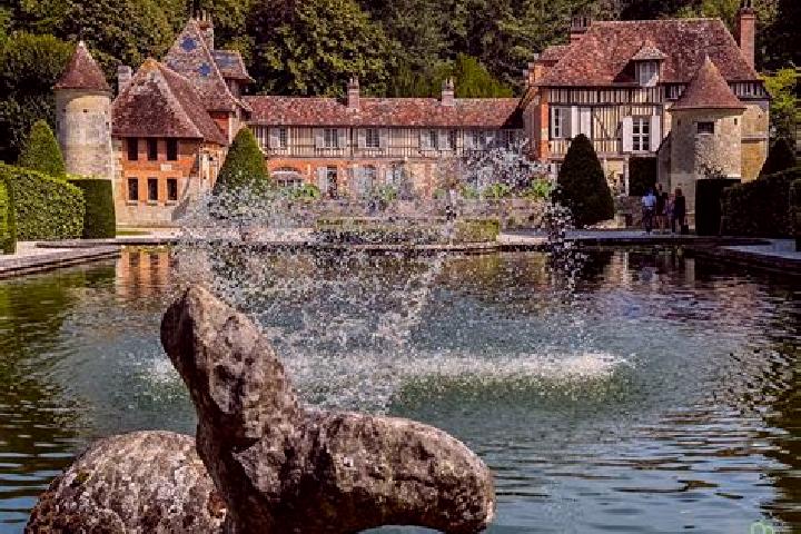 15 escort profiles in Ouilly-le-Vicomte, France. Browse companions, services, rates and book online. Incall and outcall available.