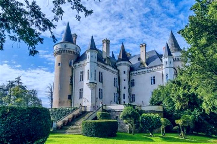 15 escort profiles in Rochechouart, France. Browse companions, services, rates and book online. Incall and outcall available.