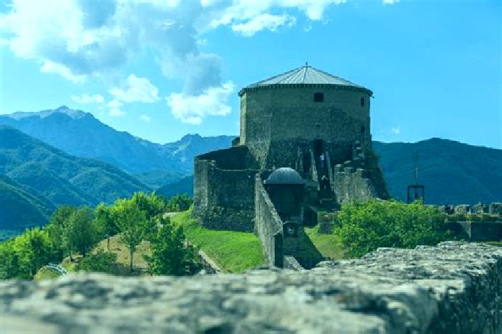 15 escort profiles in San Romano in Garfagnana, Italy. Browse companions, services, rates and book online. Incall and outcall available.
