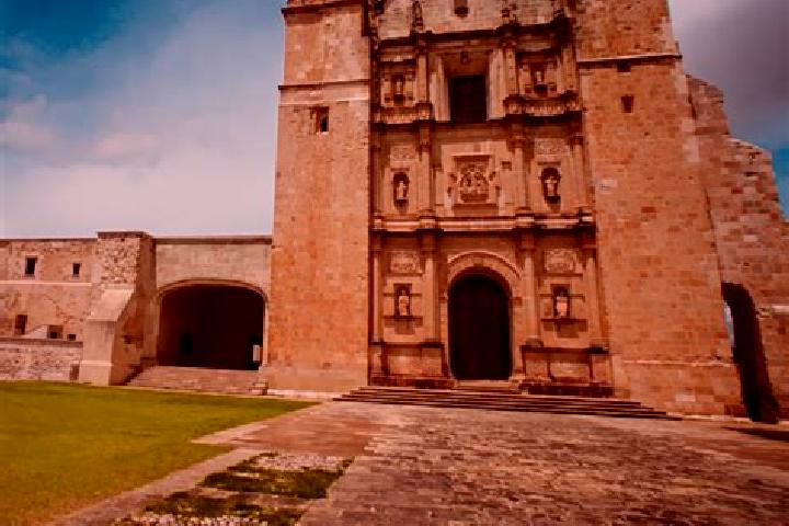 15 escort profiles in Santo Domingo Yanhuitlan, Mexico. Browse companions, services, rates and book online. Incall and outcall available.