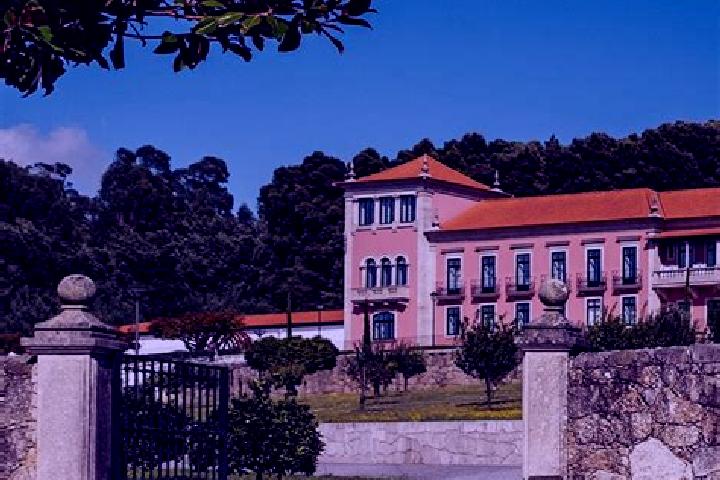 15 escort profiles in Vila Mea, Portugal. Browse companions, services, rates and book online. Incall and outcall available.