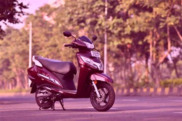 6 escort profiles in Ariyalur, India. Browse companions, services, rates and book online. Incall and outcall available.