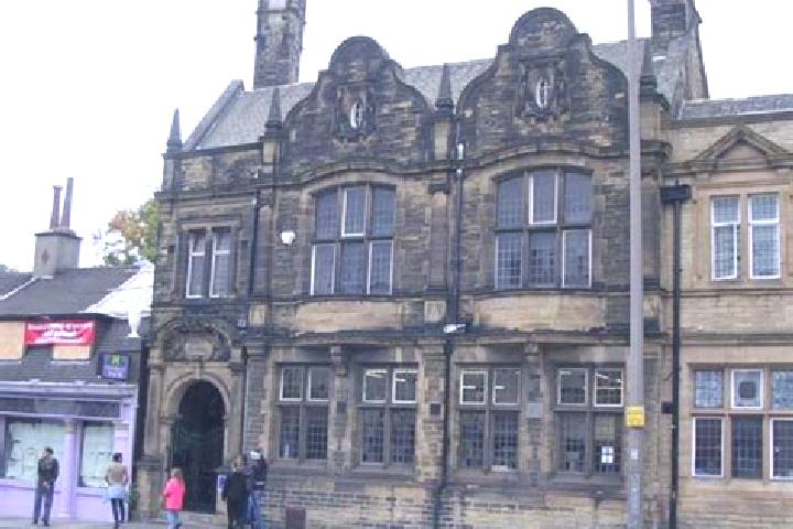 6 escort profiles in Chapel Allerton, United Kingdom. Browse companions, services, rates and book online. Incall and outcall available.