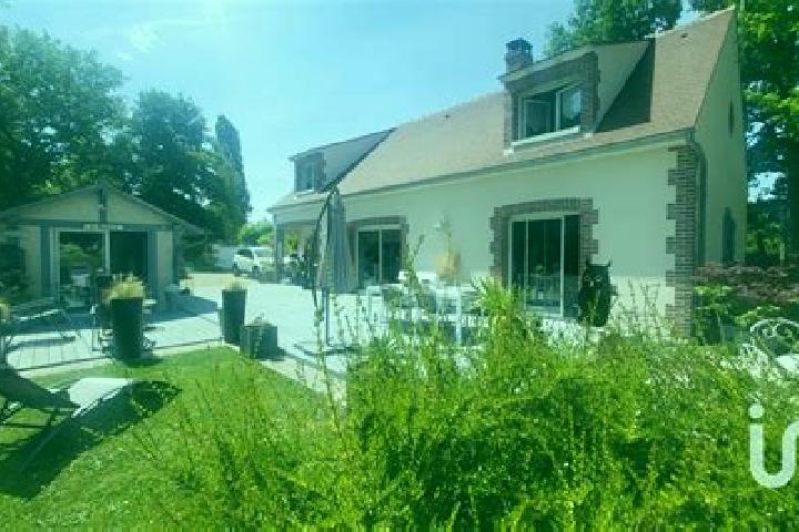 6 escort profiles in Chevillon-sur-Huillard, France. Browse companions, services, rates and book online. Incall and outcall available.