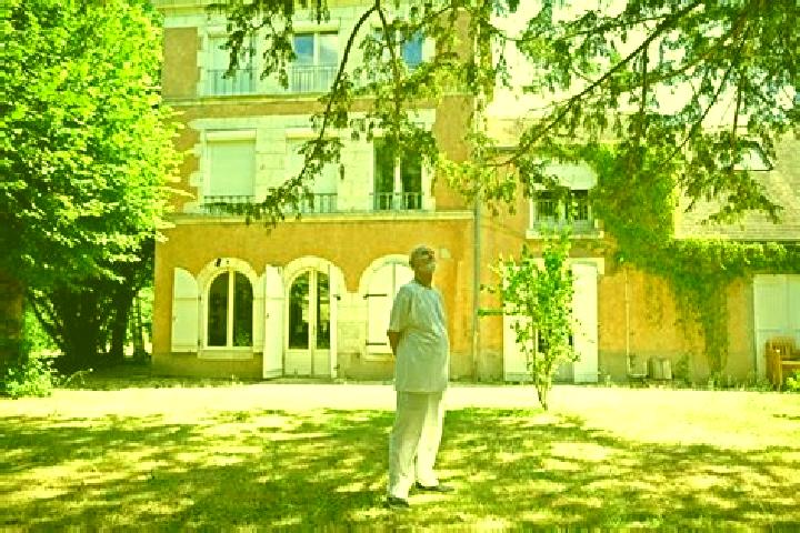 6 escort profiles in Jouy-le-Potier, France. Browse companions, services, rates and book online. Incall and outcall available.
