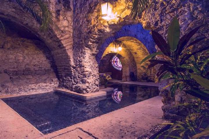 6 escort profiles in San Gabriel las Palmas, Mexico. Browse companions, services, rates and book online. Incall and outcall available.