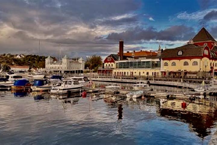 6 escort profiles in Stroemstad, Sweden. Browse companions, services, rates and book online. Incall and outcall available.