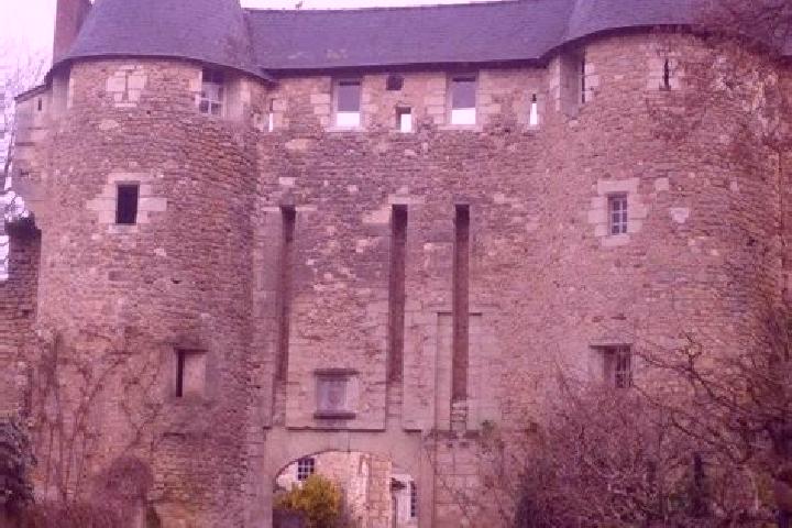 6 escort profiles in Villeloin-Coulange, France. Browse companions, services, rates and book online. Incall and outcall available.