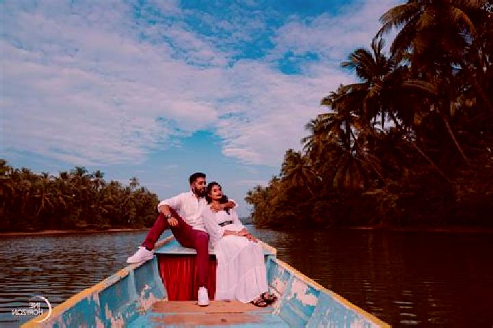 6 escort profiles in Yellapur, India. Browse companions, services, rates and book online. Incall and outcall available.