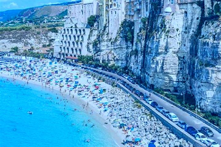 7 escort profiles in Angri, Italy. Browse companions, services, rates and book online. Incall and outcall available.