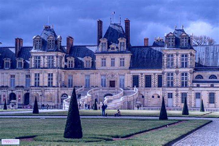 7 escort profiles in Chateau-Renard, France. Browse companions, services, rates and book online. Incall and outcall available.
