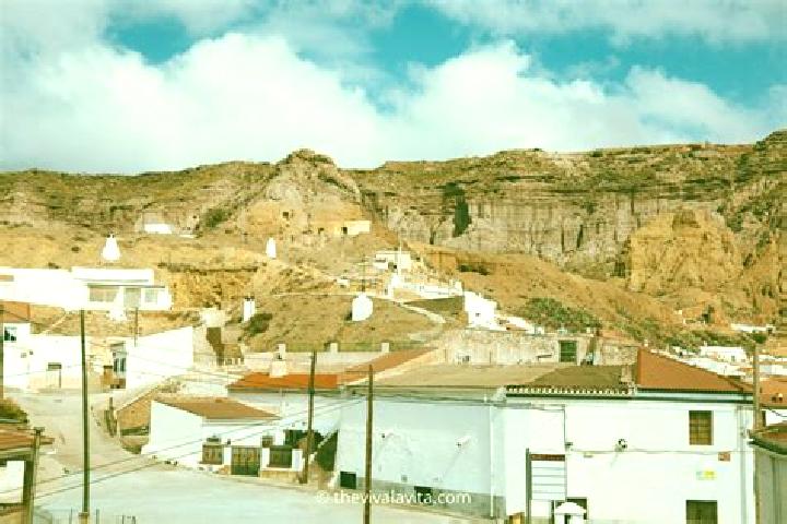 7 escort profiles in Gorafe, Spain. Browse companions, services, rates and book online. Incall and outcall available.