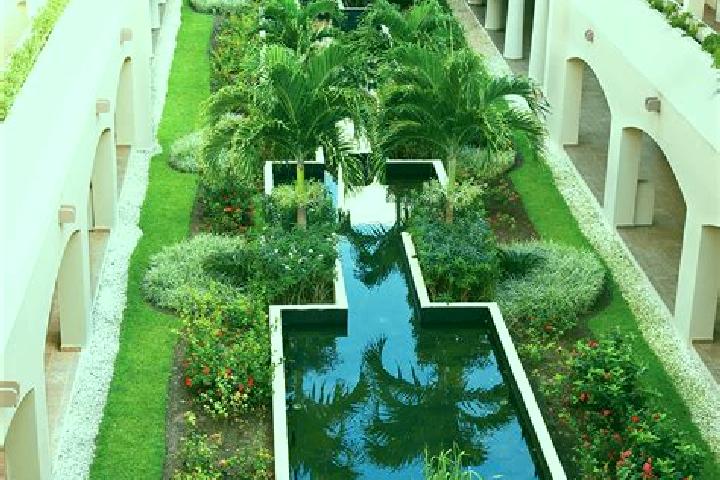 7 escort profiles in Hacienda San Marcos [Fraccionamiento], Mexico. Browse companions, services, rates and book online. Incall and outcall available.