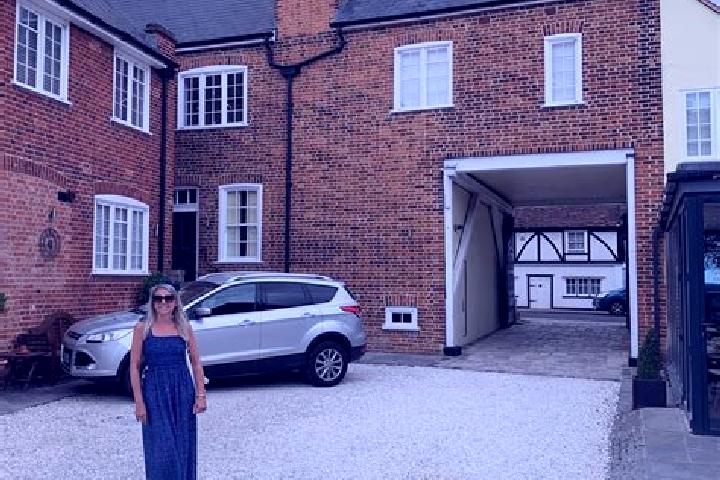 7 escort profiles in Horndon on the Hill, United Kingdom. Browse companions, services, rates and book online. Incall and outcall available.