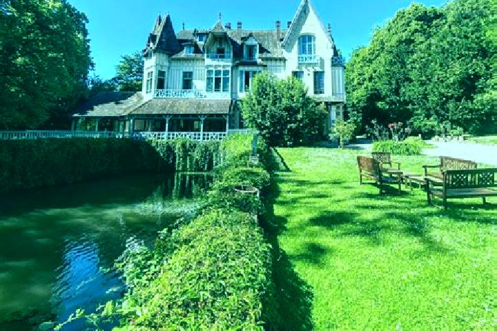 7 escort profiles in Isneauville, France. Browse companions, services, rates and book online. Incall and outcall available.