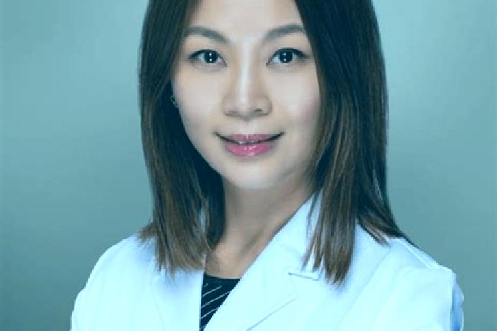 7 escort profiles in Kwong Yuen, Hong Kong. Browse companions, services, rates and book online. Incall and outcall available.