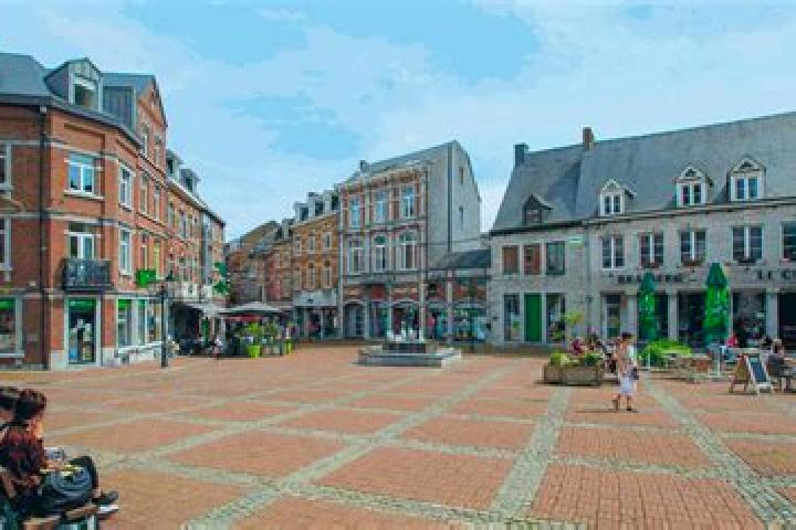 7 escort profiles in Marche-en-Famenne, Belgium. Browse companions, services, rates and book online. Incall and outcall available.