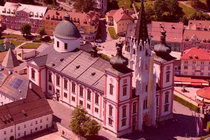 7 escort profiles in Mariazell, Austria. Browse companions, services, rates and book online. Incall and outcall available.