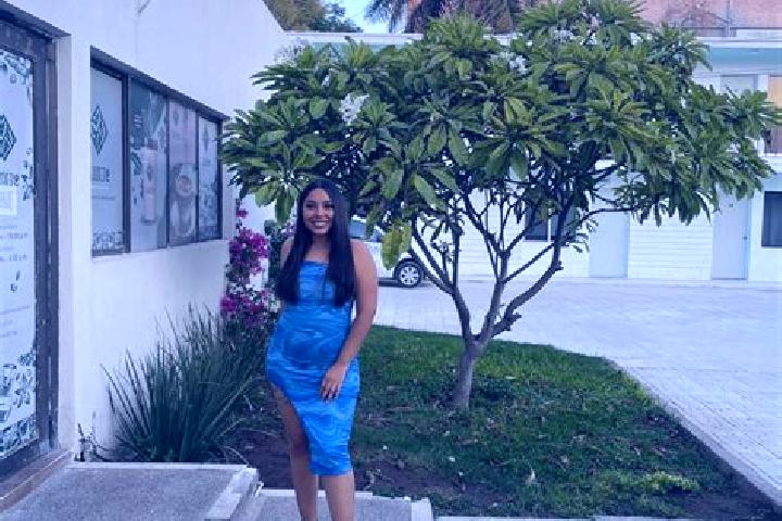 7 escort profiles in Nazas, Mexico. Browse companions, services, rates and book online. Incall and outcall available.