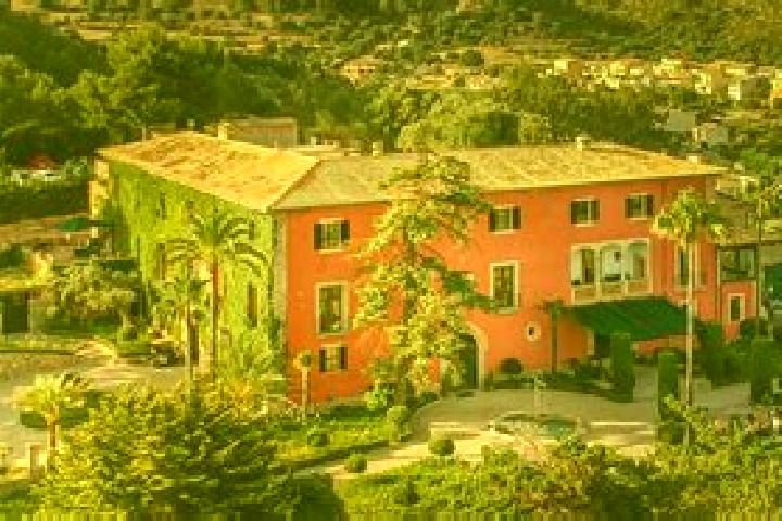 7 escort profiles in Puigpunyent, Spain. Browse companions, services, rates and book online. Incall and outcall available.