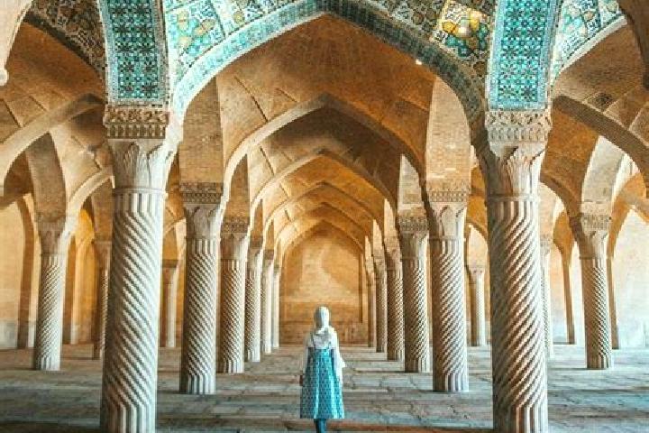 7 escort profiles in Shush, Iran. Browse companions, services, rates and book online. Incall and outcall available.